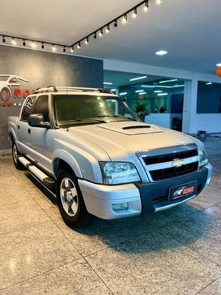 CHEVROLET S10 2.4 ADVANTAGE 4X2 CD 8V FLEX 4P MANUAL CHEVROLET S10 2.4 ADVANTAGE 4X2 CD 8V FLEX 4P MANUAL